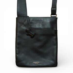 Radley London “Pockets” Medium Ziptop Crossbody Black Leather Bag NWOT